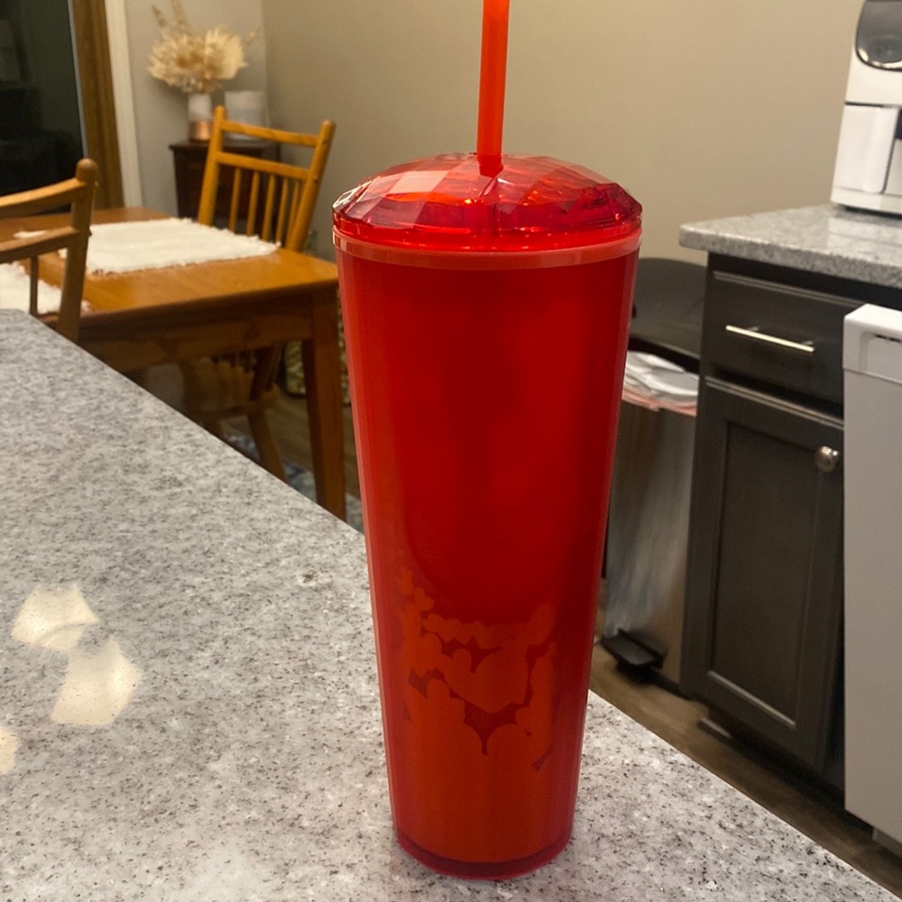 Starbucks Valentine’s Day 2022 cup